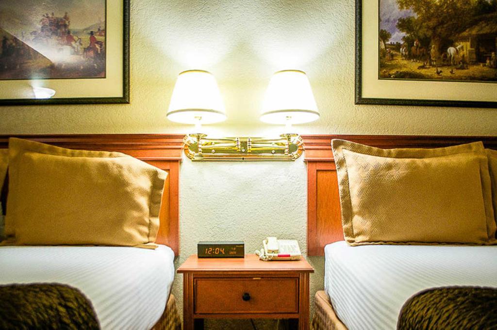 Stratford Inn Ashland Kültér fotó